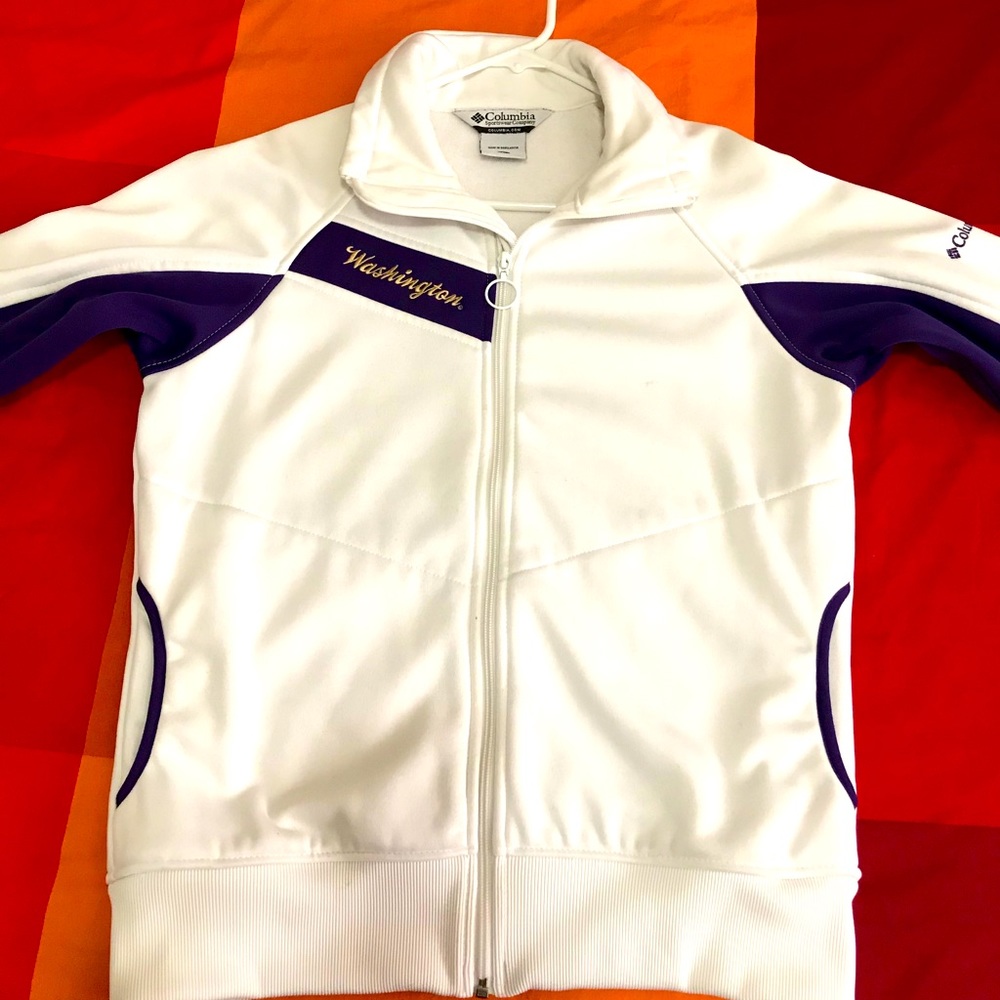 Woman’s Columbia Washington huskies jacket